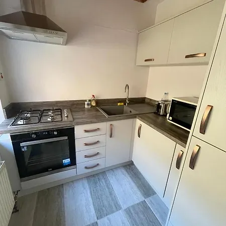 Muckross School House *