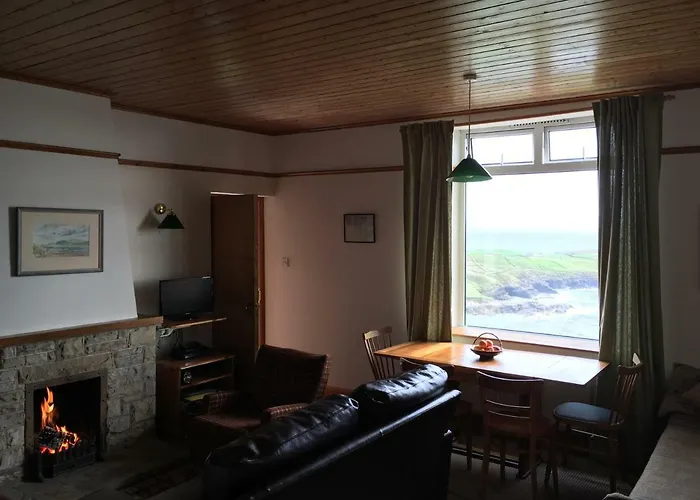 Muckross School House