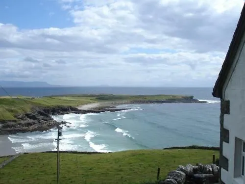 Muckross School House Holiday home